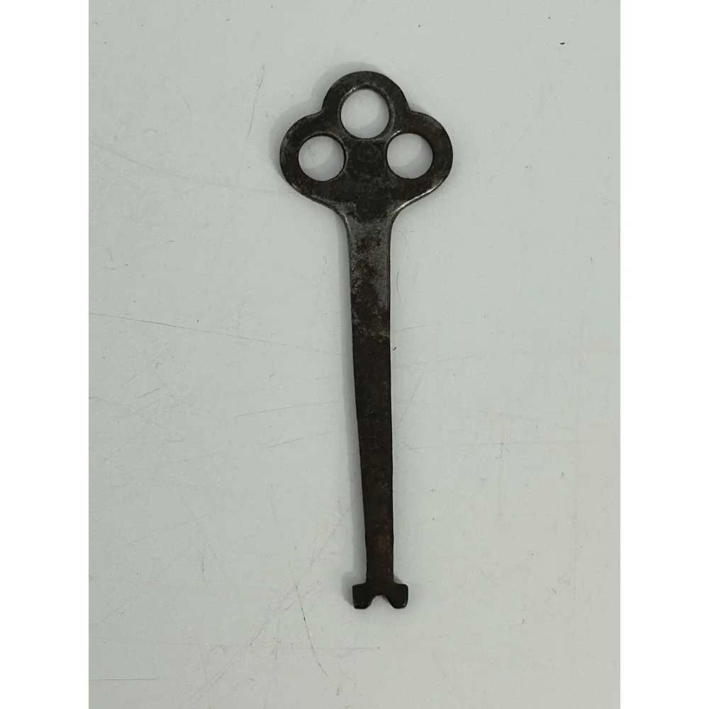 Vintage Yale & Towne Flat Skeleton Key Marked #7